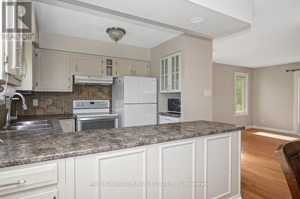 14005 Concession Road, North Stormont, Ontario  L1B 1L9 - Photo 12 - X12393653