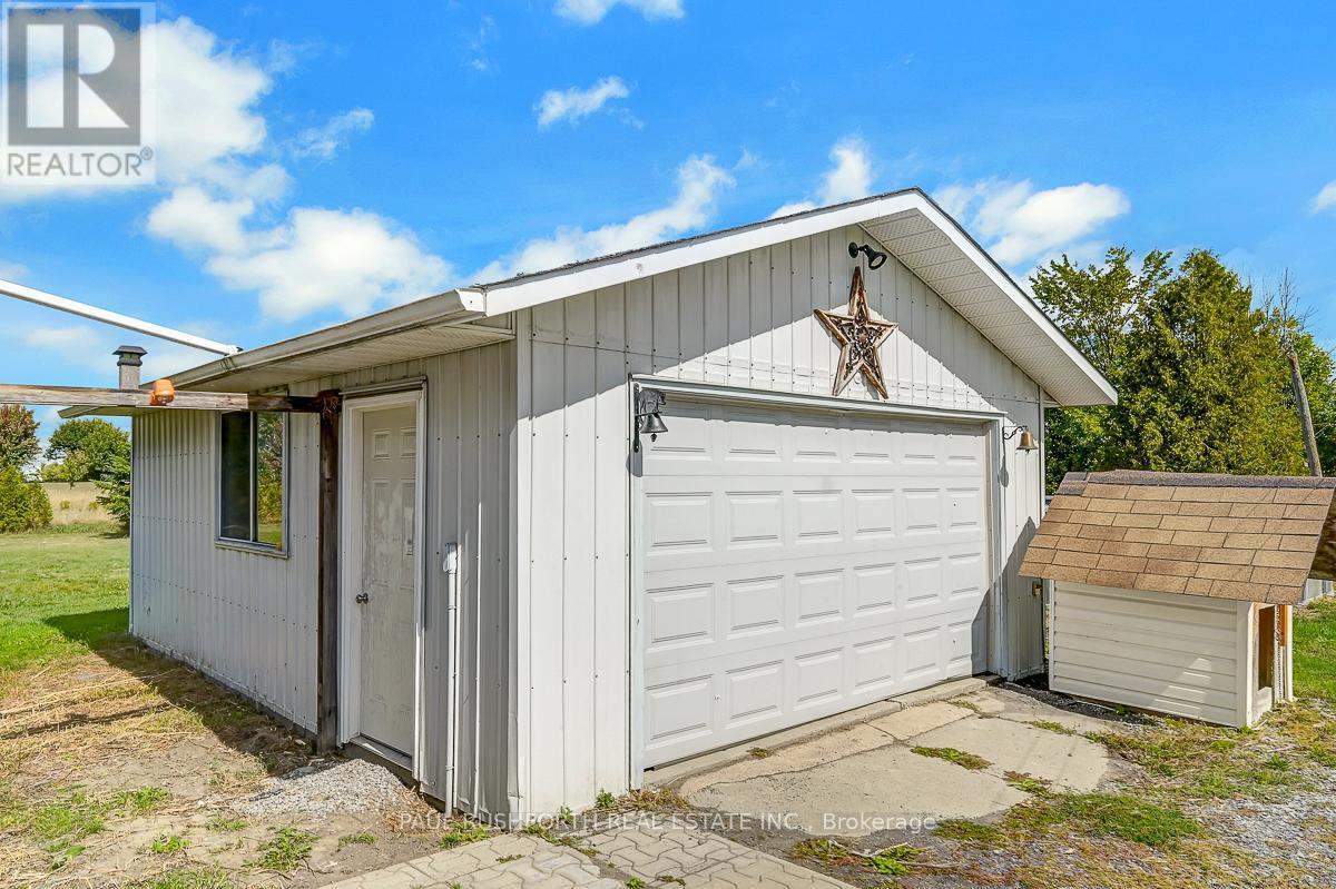 14005 Concession Road, North Stormont, Ontario  L1B 1L9 - Photo 19 - X12393653
