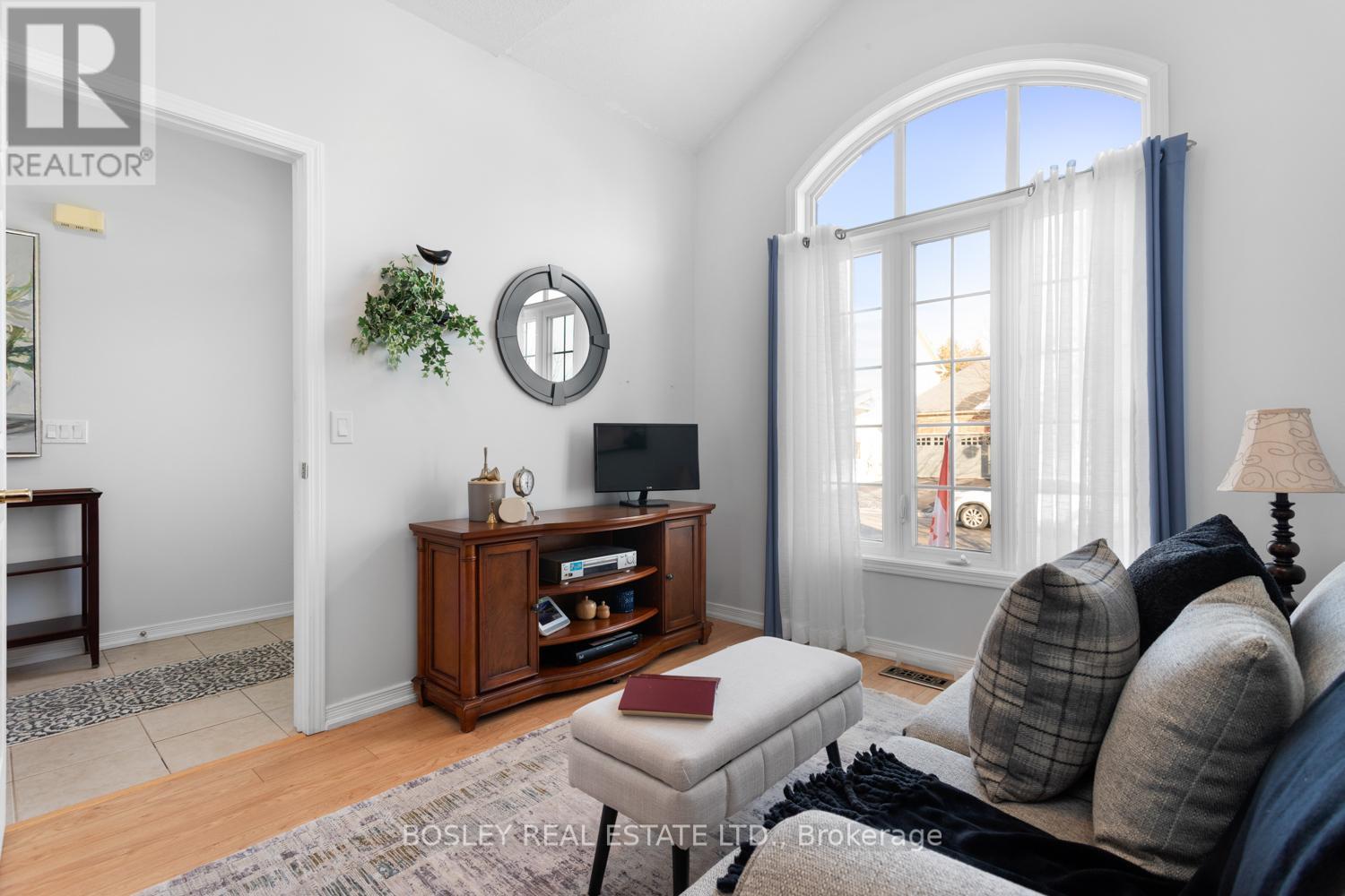 673 Prince Of Wales Drive, Cobourg, Ontario  K9A 0C9 - Photo 7 - X12643366