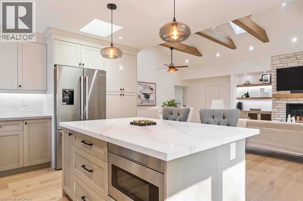 2282 Fairleigh Place, Burlington, Ontario L7R 1G7 - Photo 12 - 40777627