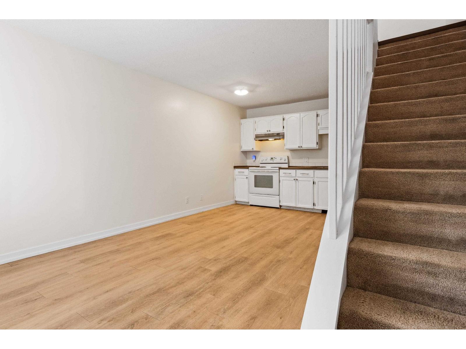 10 45882 Cheam Avenue, Chilliwack Downtown, Chilliwack, British Columbia  V2P 5N1 - Photo 4 - R3074542