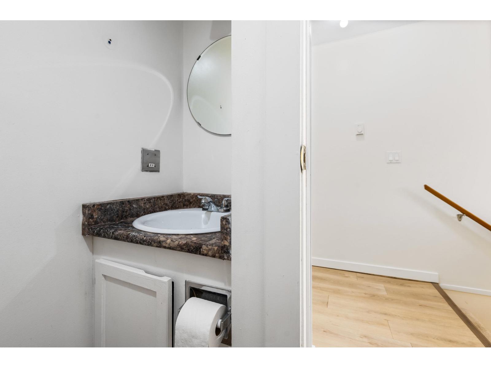 10 45882 Cheam Avenue, Chilliwack Downtown, Chilliwack, British Columbia  V2P 5N1 - Photo 16 - R3074542