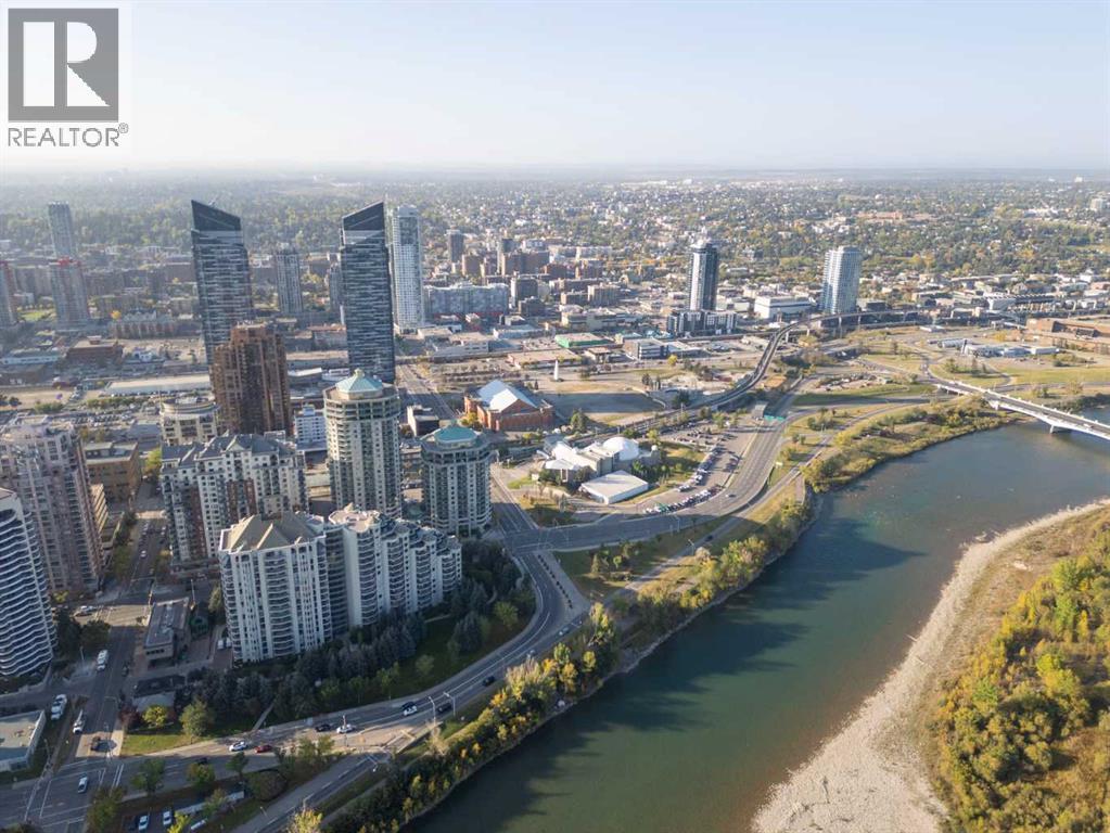 210, 1108 6 Avenue SW, Calgary, Alberta