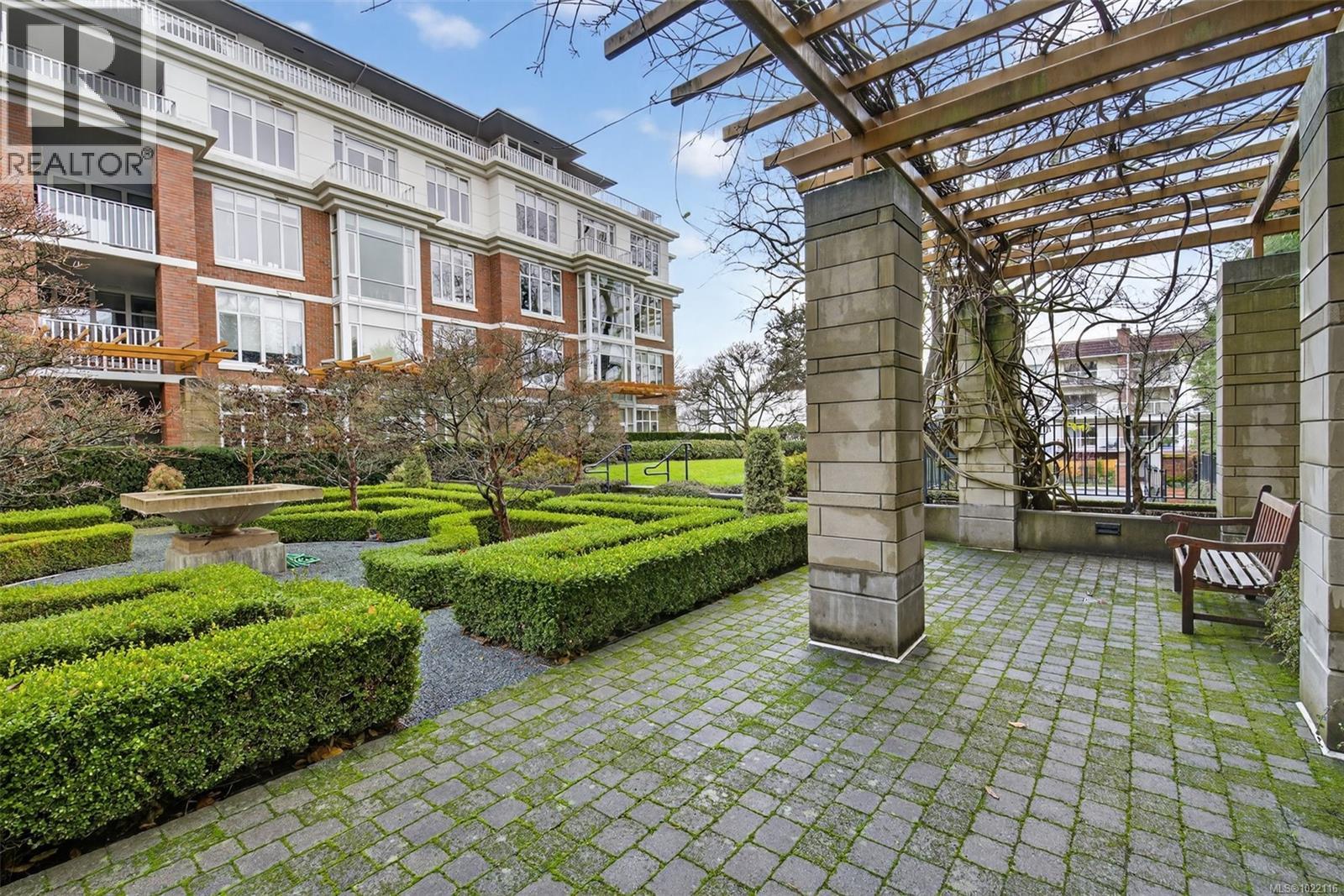 415 999 Burdett Ave, Victoria, British Columbia  V8V 3G7 - Photo 36 - 1022116