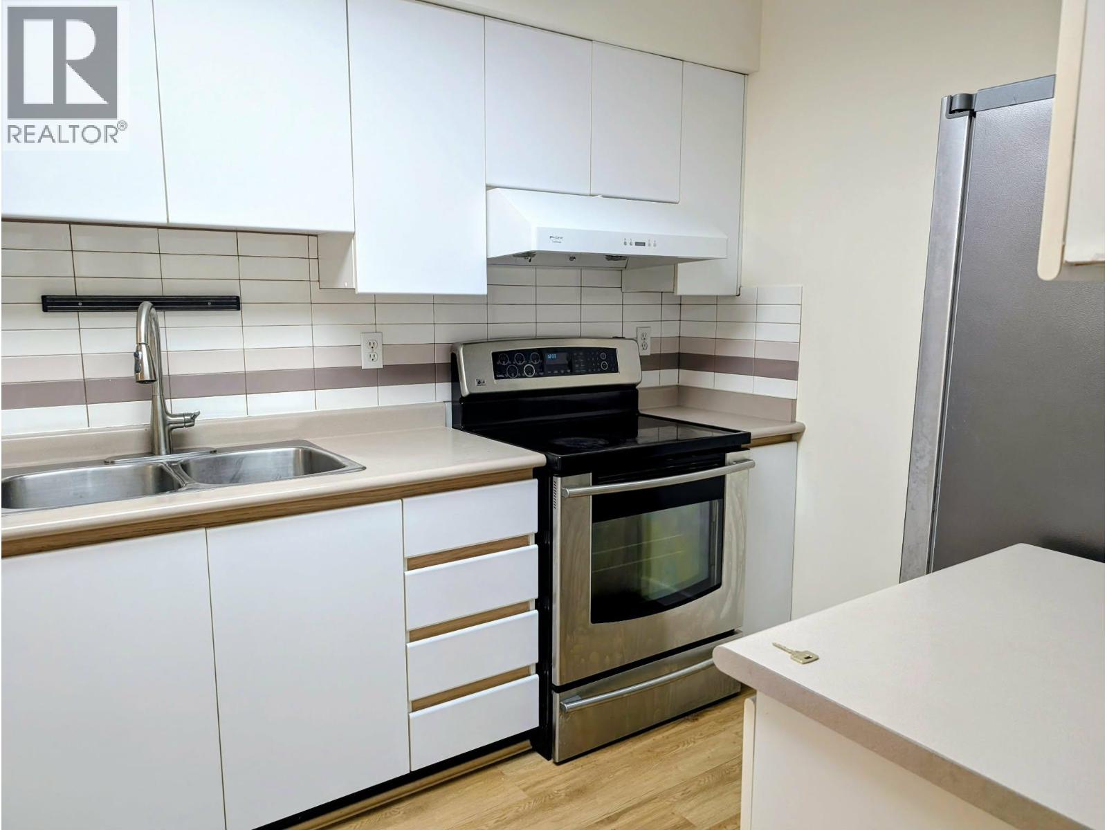 108 5488 Arcadia Road, Richmond, British Columbia  V6X 2G9 - Photo 2 - R3074432