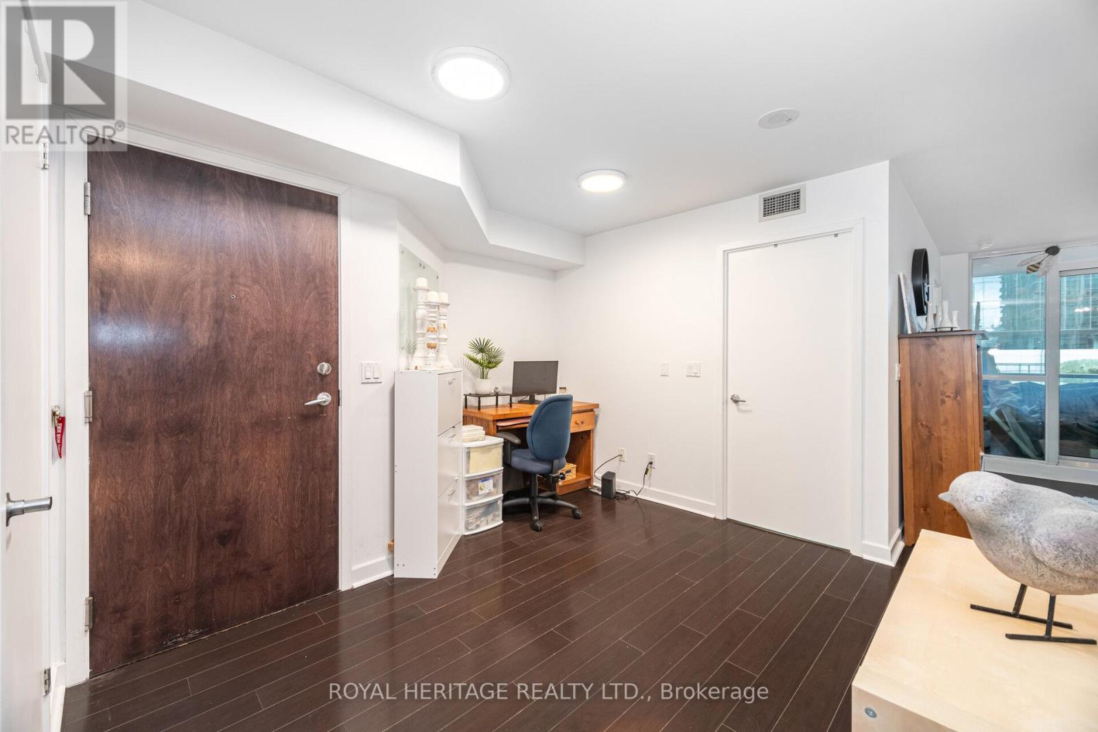 611 - 12 Yonge Street, Toronto, Ontario  M5E 1Z9 - Photo 7 - C12582730