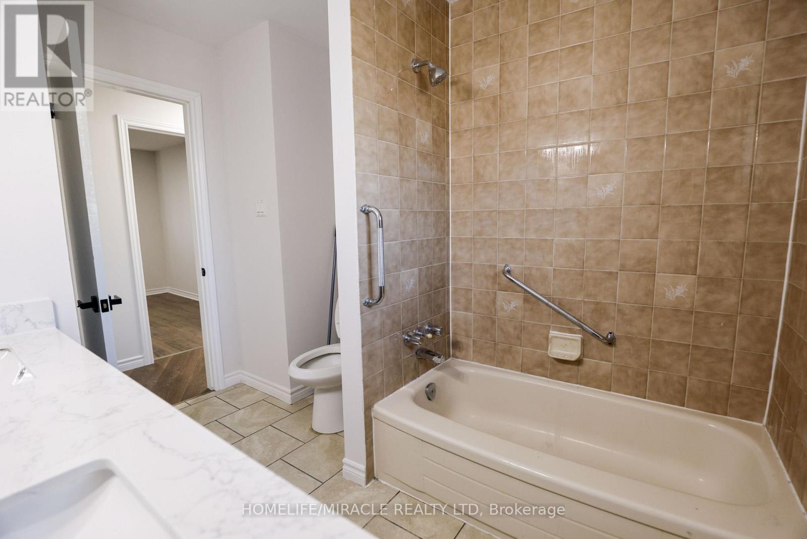 Main - 699 Classic Drive, London East, Ontario  N5W 5X1 - Photo 14 - X12643314