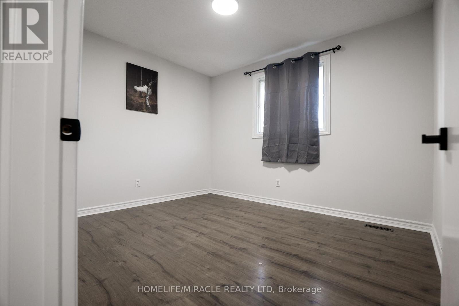 Main - 699 Classic Drive, London East, Ontario  N5W 5X1 - Photo 18 - X12643314