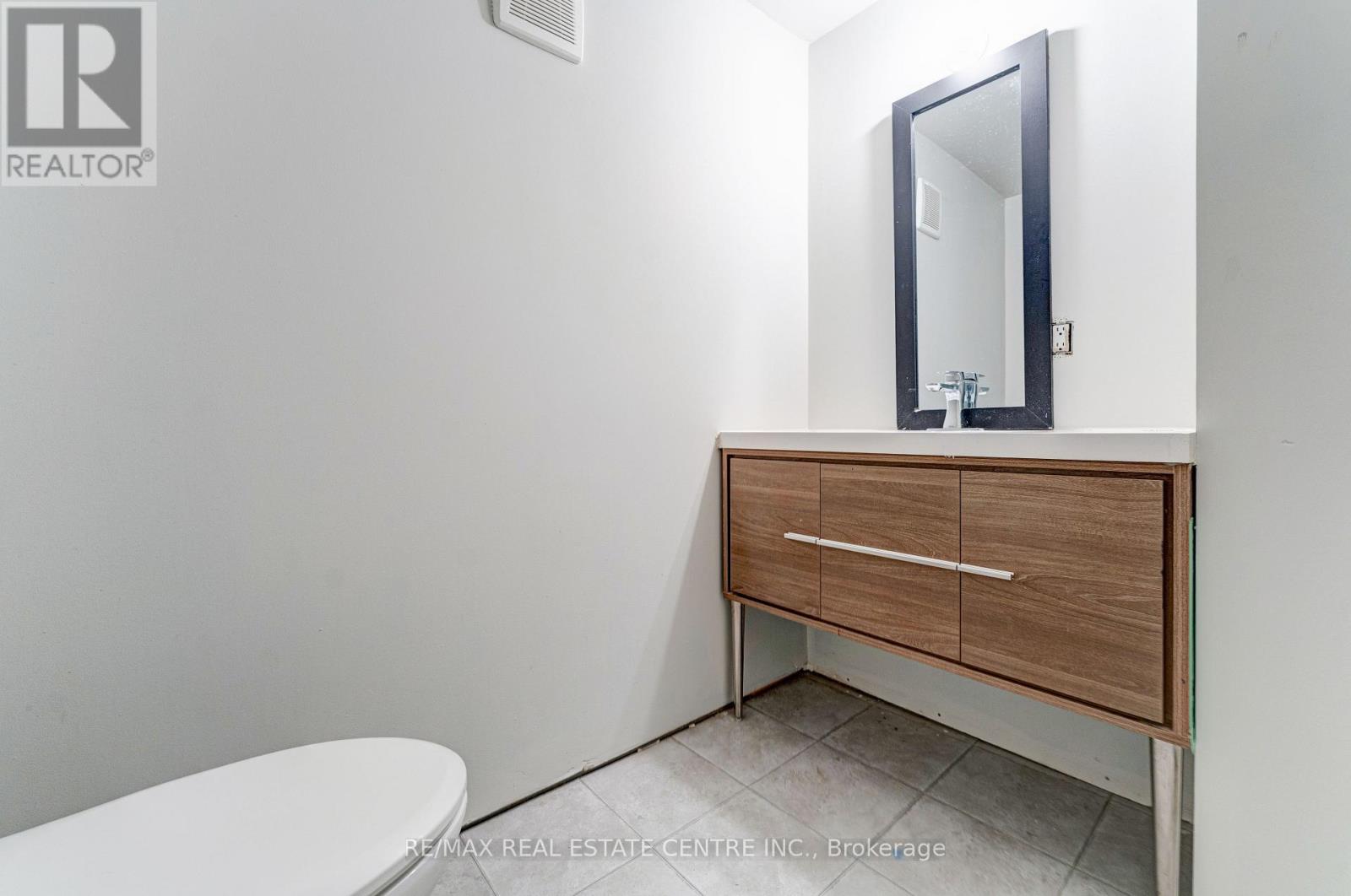 4944 Windgate Drive, Niagara Falls, Ontario  L2H 2Z7 - Photo 23 - X12643316