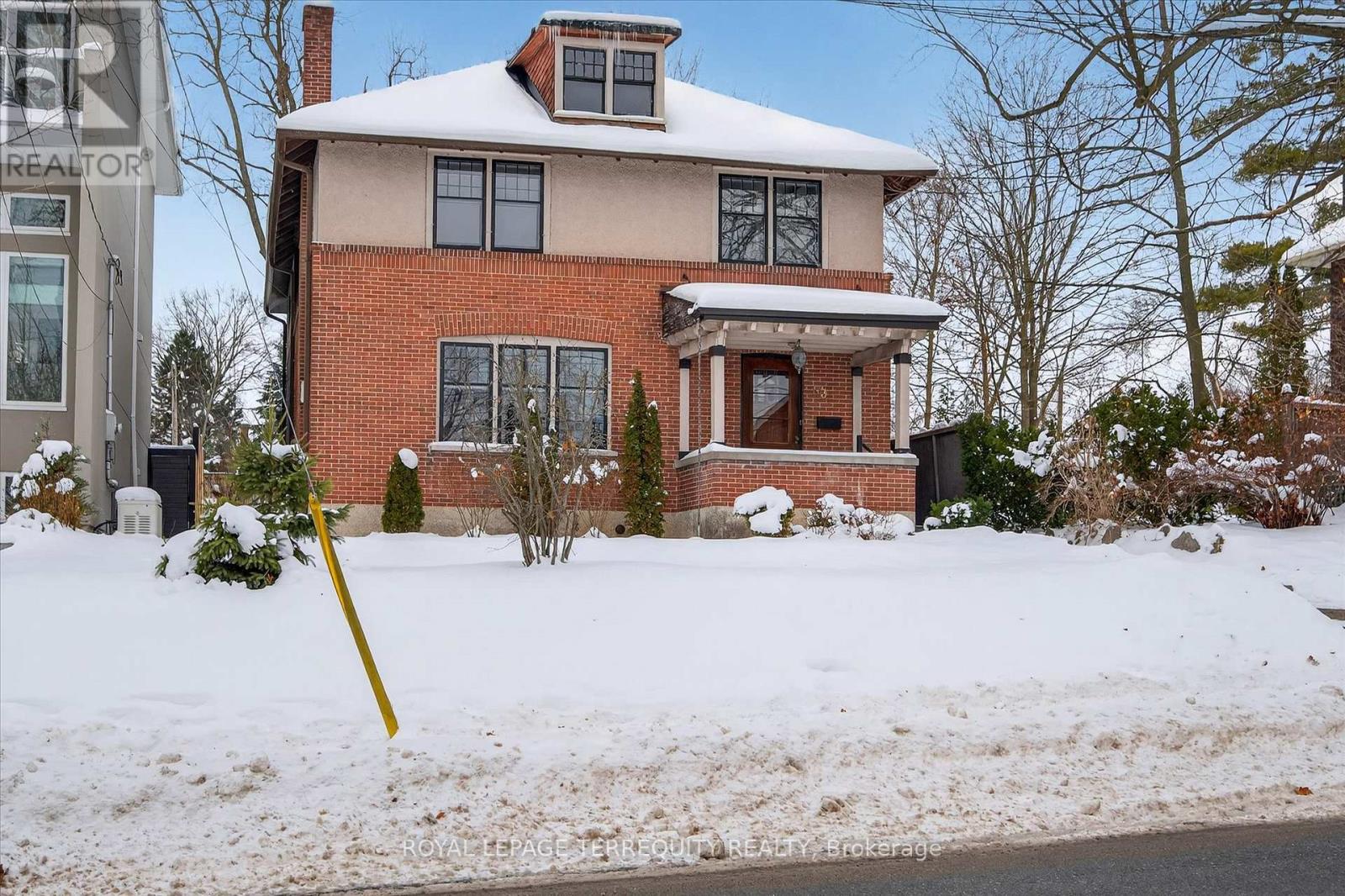 53 Benson Avenue, Peterborough, Ontario  K9H 5X7 - Photo 1 - X12643320
