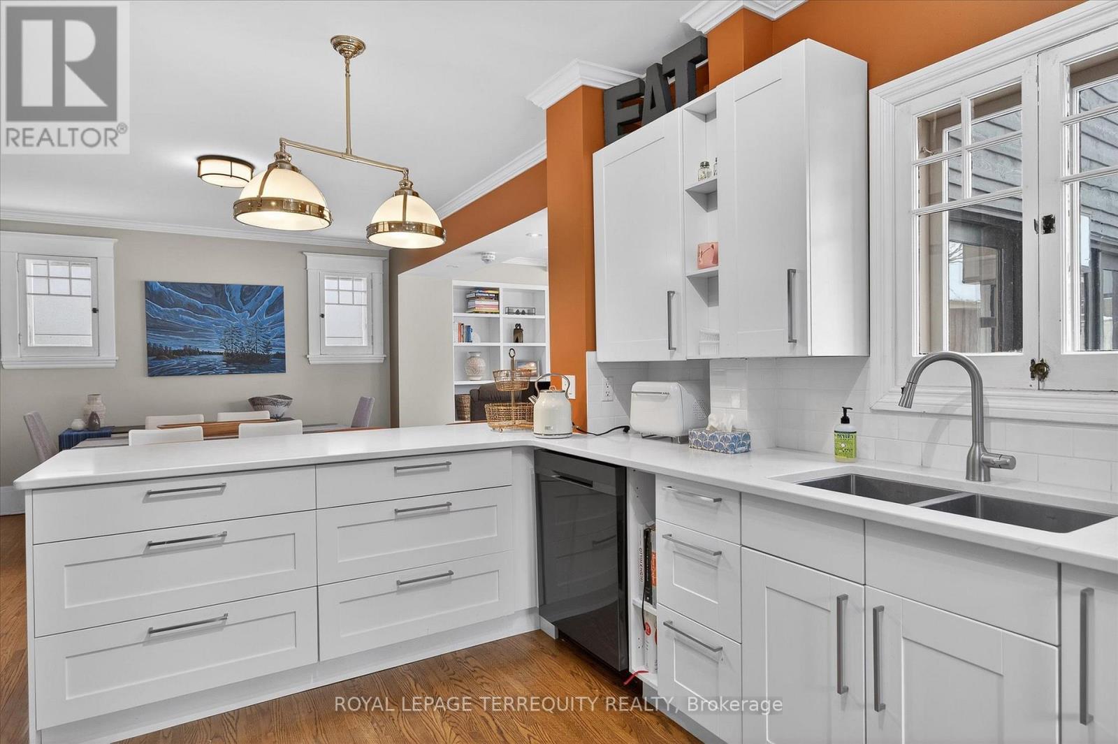 53 Benson Avenue, Peterborough, Ontario  K9H 5X7 - Photo 10 - X12643320