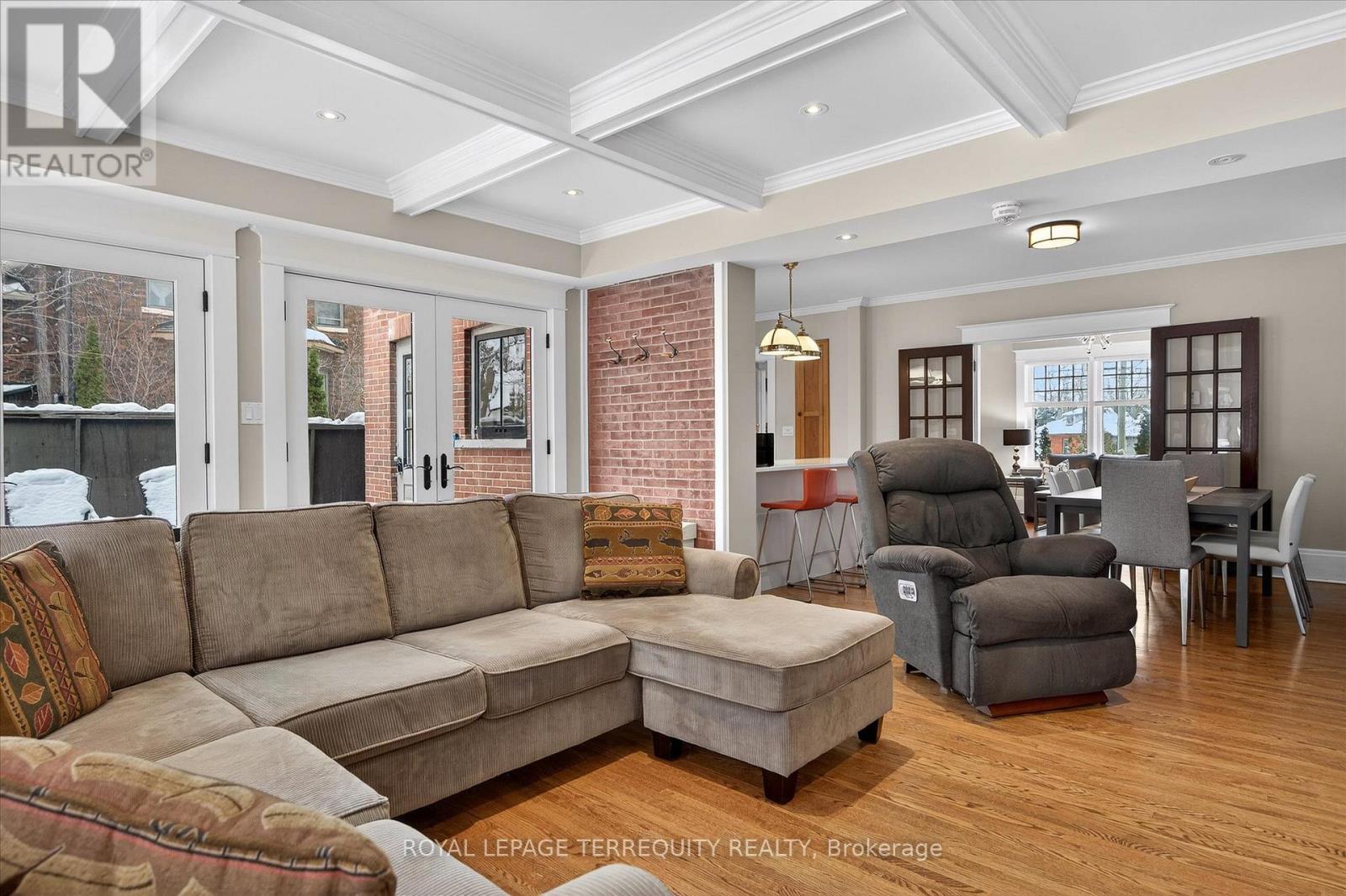 53 Benson Avenue, Peterborough, Ontario  K9H 5X7 - Photo 19 - X12643320