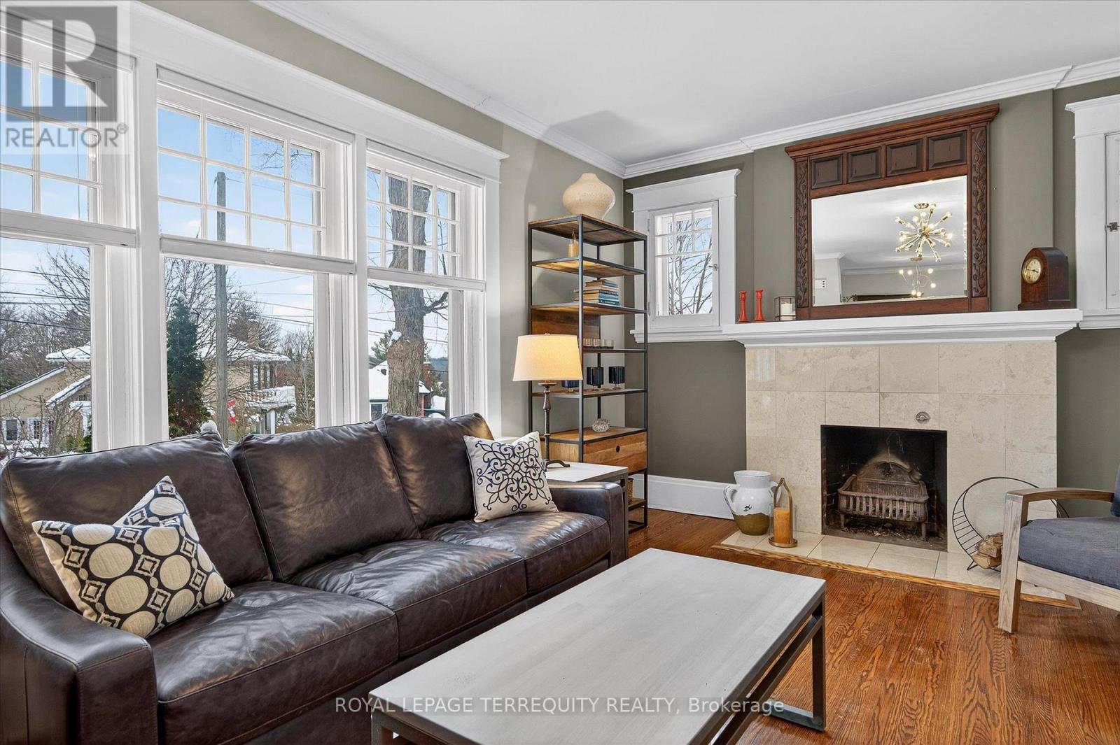 53 Benson Avenue, Peterborough, Ontario  K9H 5X7 - Photo 5 - X12643320