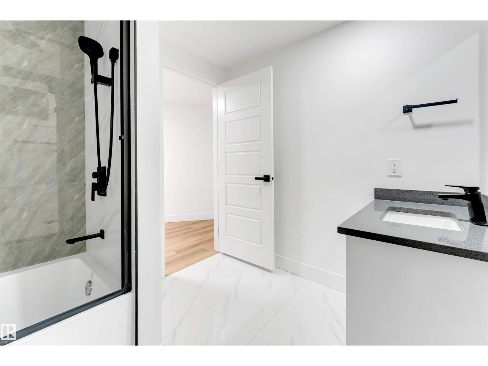 7303 130 Av Nw, Edmonton, Alberta  T5C 1Y1 - Photo 34 - E4468418