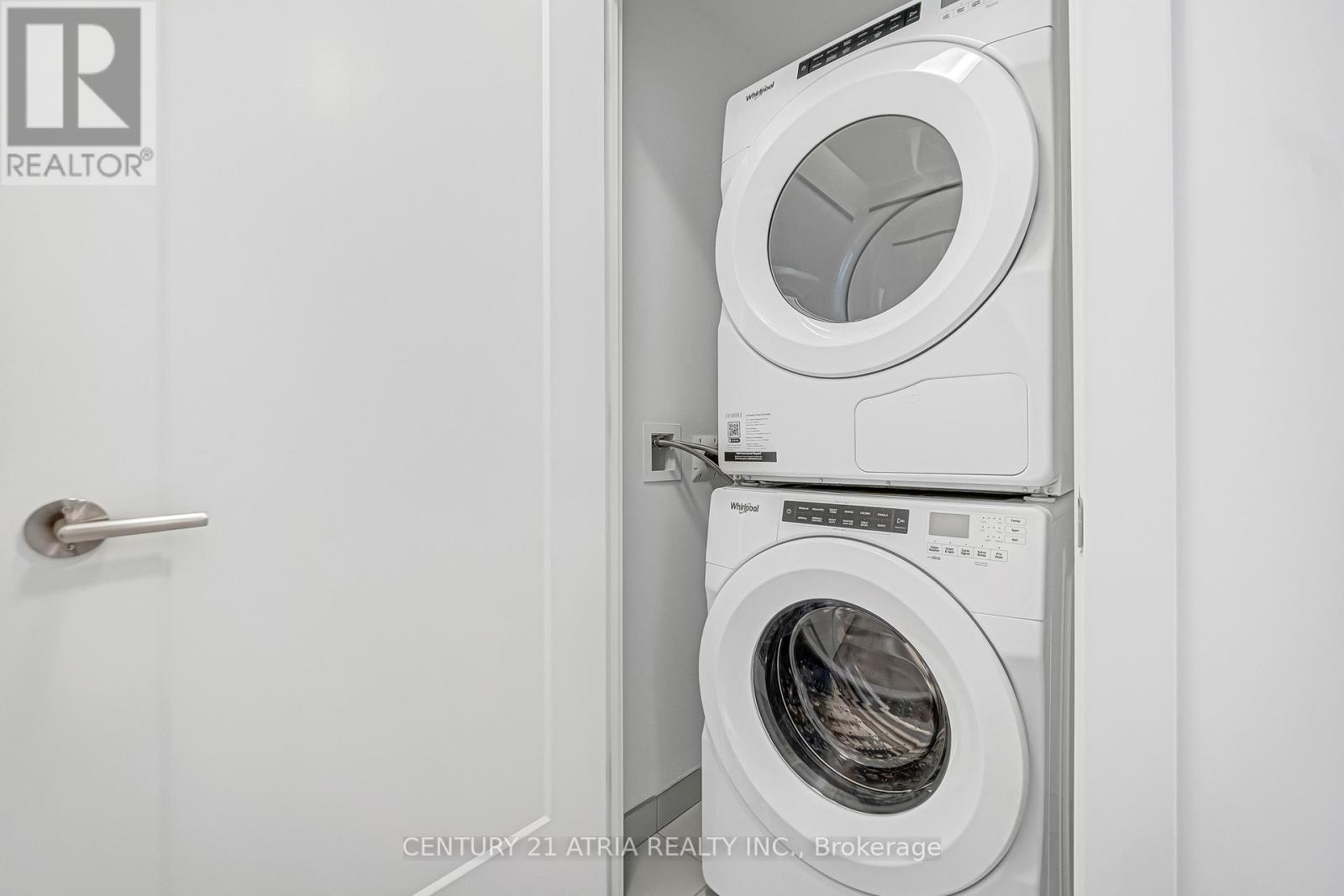 402 - 259 The Kingsway, Toronto, Ontario  M9A 0G2 - Photo 11 - W12464911