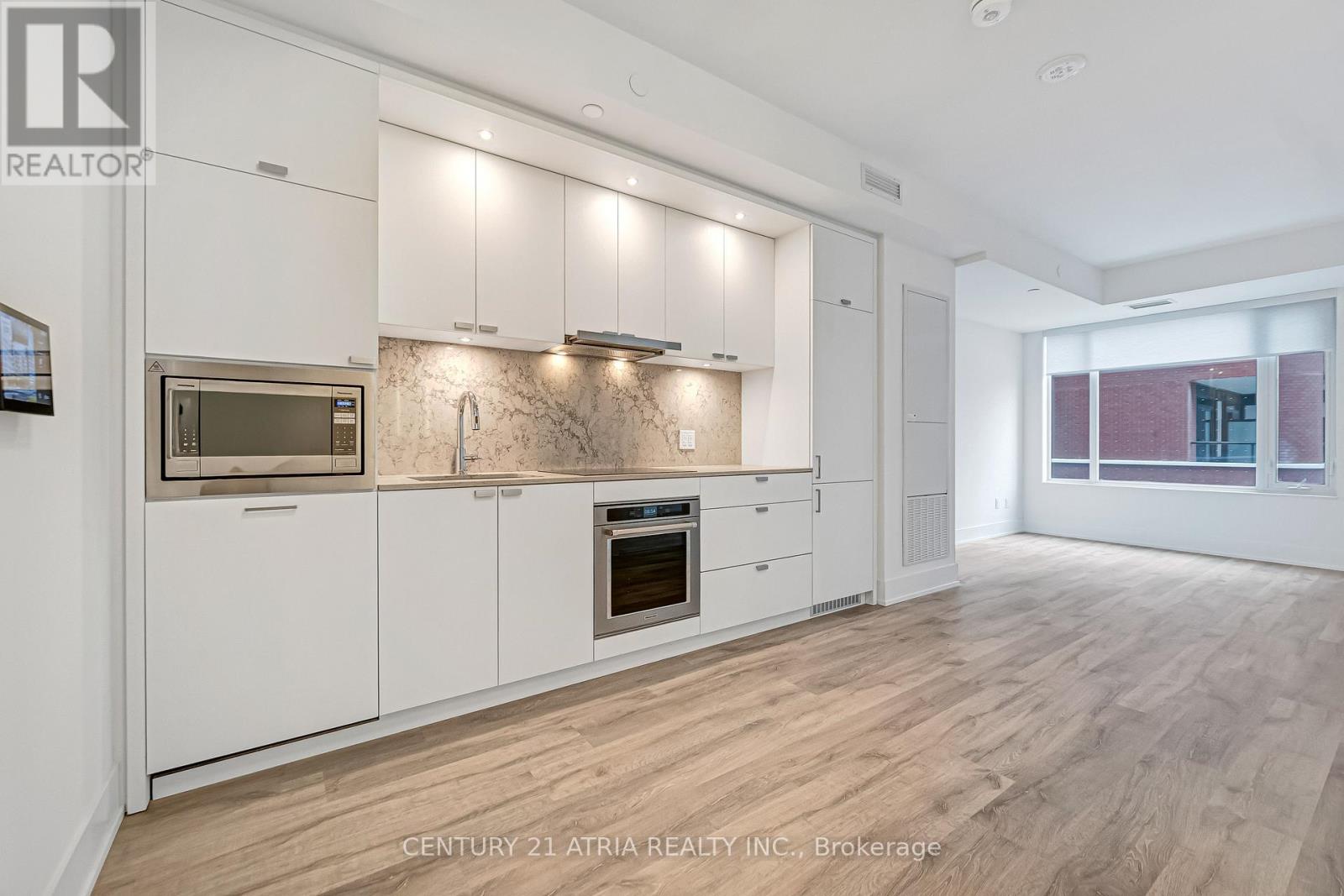 402 - 259 THE KINGSWAY, Toronto, Ontario