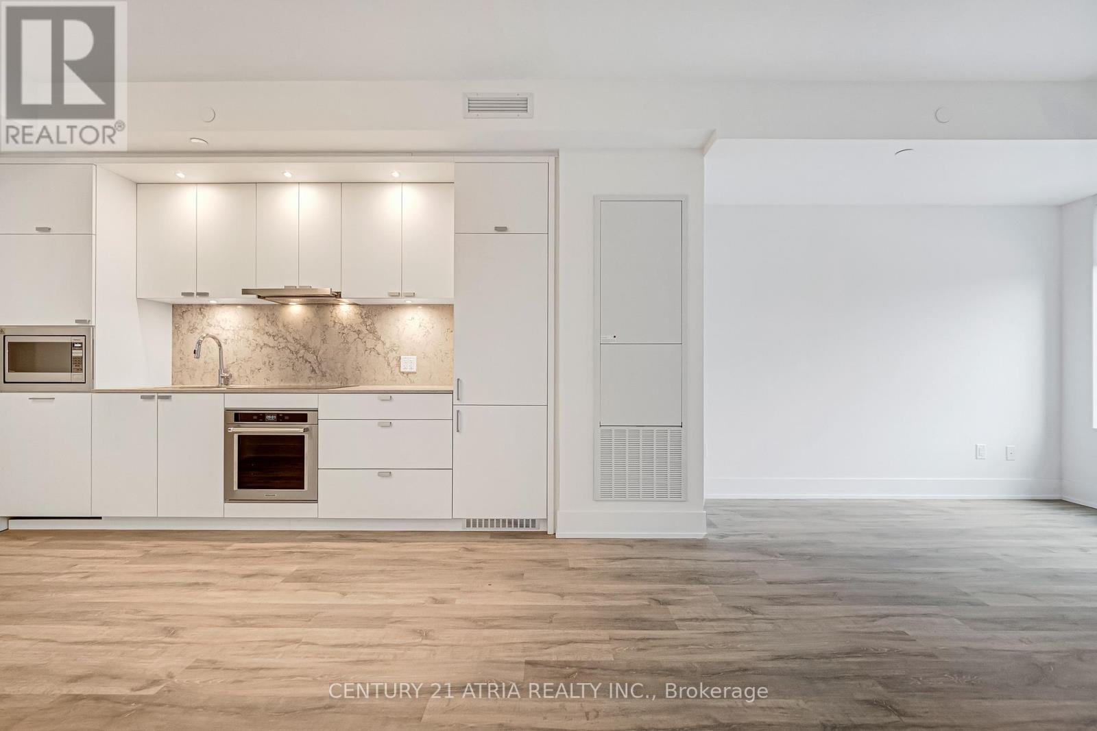 402 - 259 The Kingsway, Toronto, Ontario  M9A 0G2 - Photo 13 - W12464911