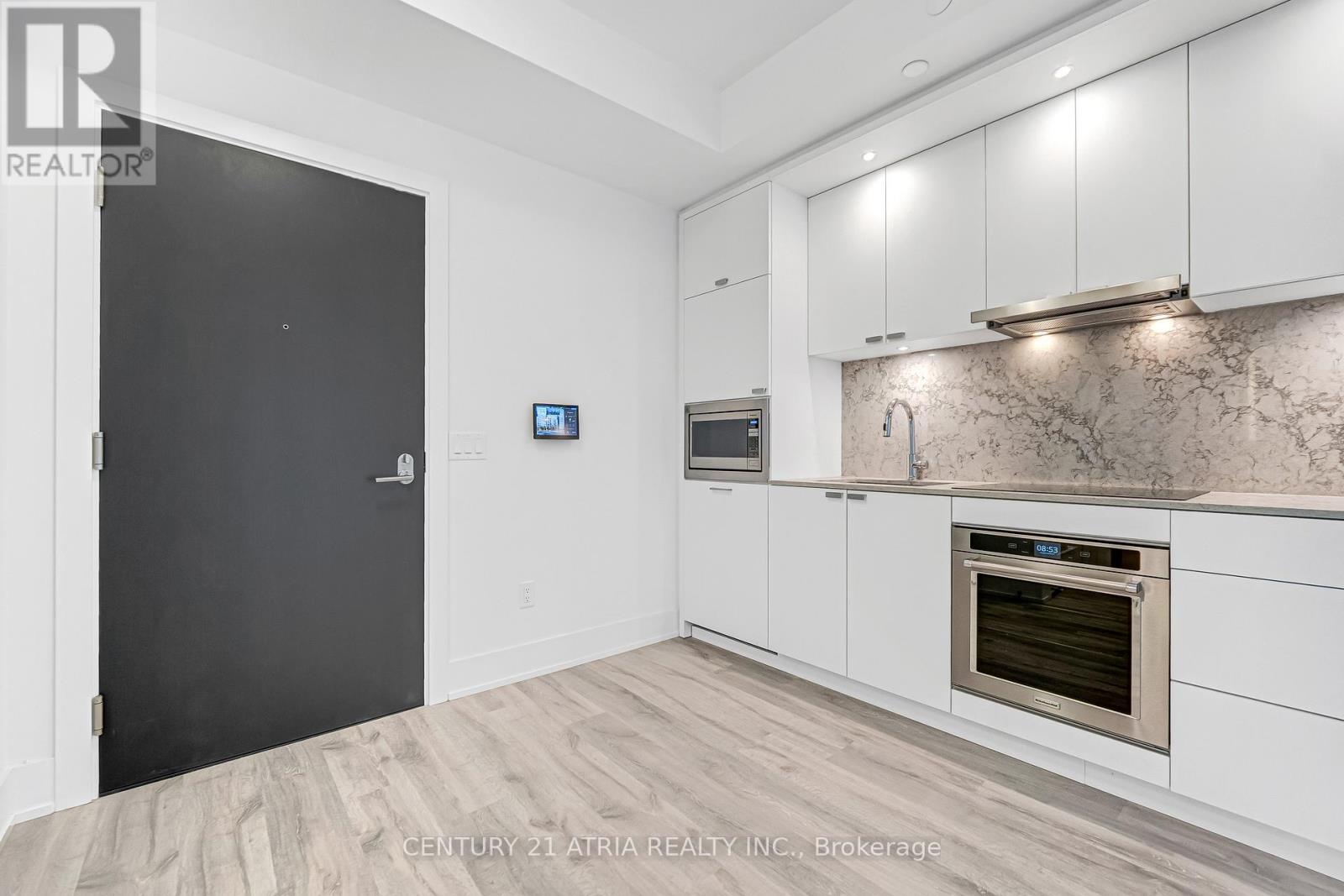 402 - 259 The Kingsway, Toronto, Ontario  M9A 0G2 - Photo 5 - W12464911