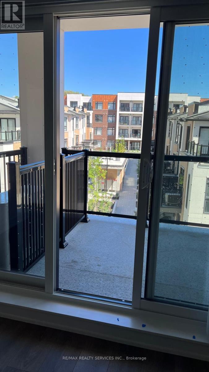 301 - 160 Canon Jackson Drive, Toronto (Beechborough-Greenbrook), Ontario  M6M 0B6 - Photo 11 - W12612076