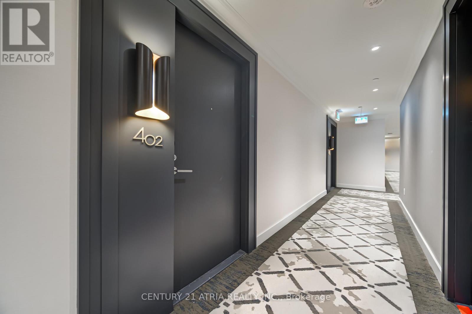 402 - 259 The Kingsway, Toronto, Ontario  M9A 0G2 - Photo 3 - W12464911