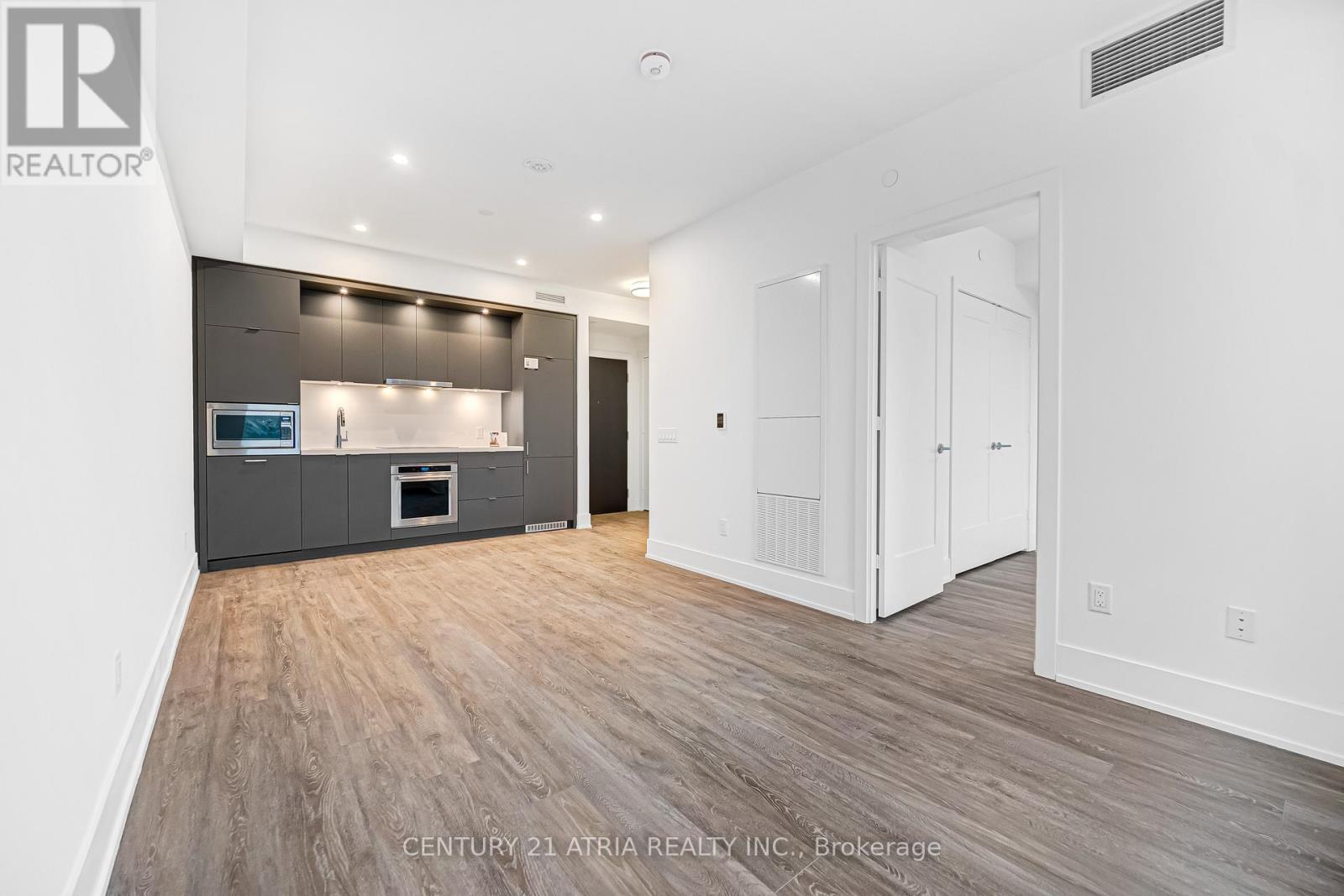 210 - 259 The Kingsway, Toronto, Ontario  M9A 0G2 - Photo 16 - W12575294