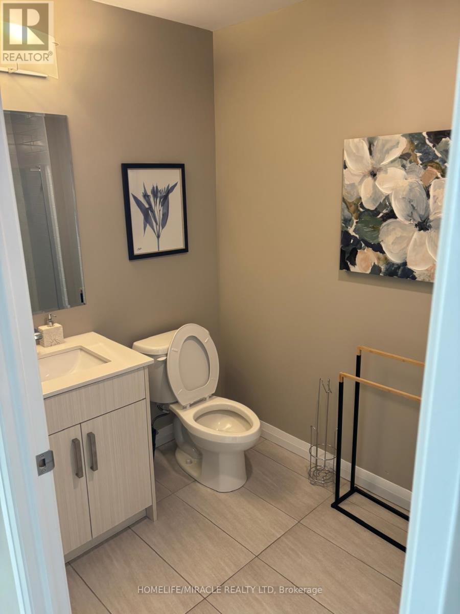 1001 - 60 Charles Street, Kitchener, Ontario  N2G 0C9 - Photo 10 - X12643192