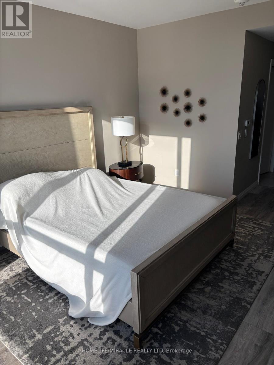 1001 - 60 Charles Street, Kitchener, Ontario  N2G 0C9 - Photo 16 - X12643192