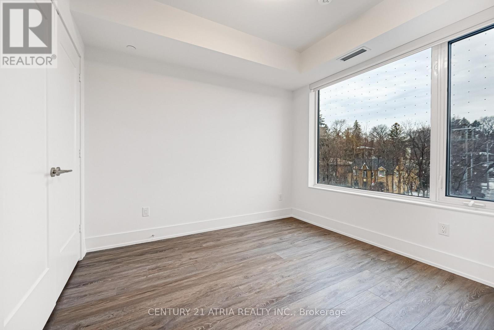 210 - 259 The Kingsway, Toronto, Ontario  M9A 0G2 - Photo 19 - W12575294