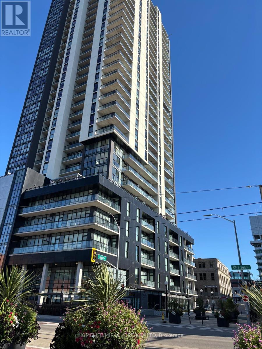 1001 - 60 Charles Street, Kitchener, Ontario  N2G 0C9 - Photo 2 - X12643192