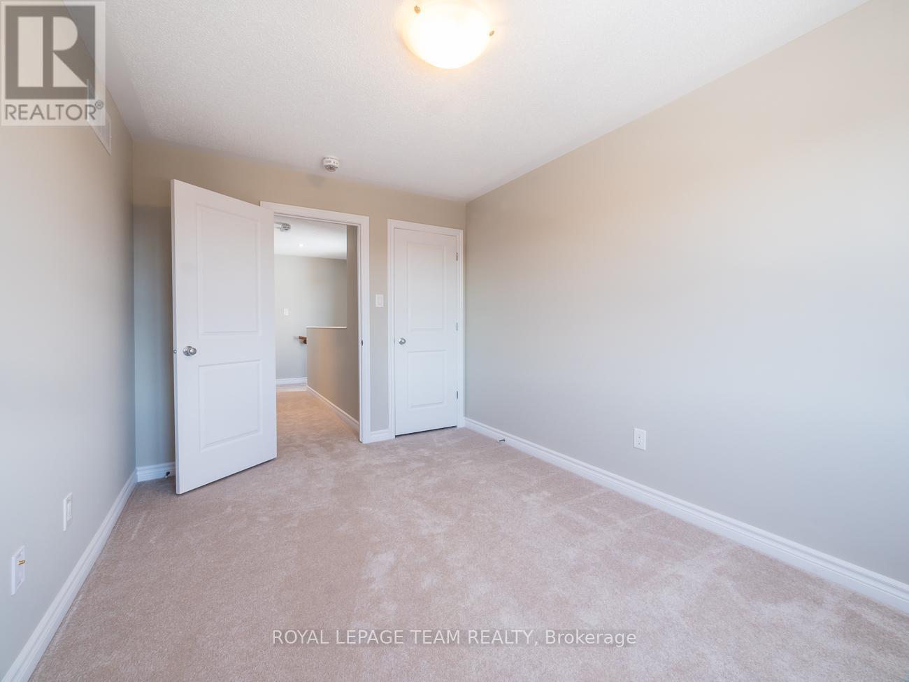 210 Halyard Way, Ottawa, Ontario  K2T 0L1 - Photo 16 - X12643384