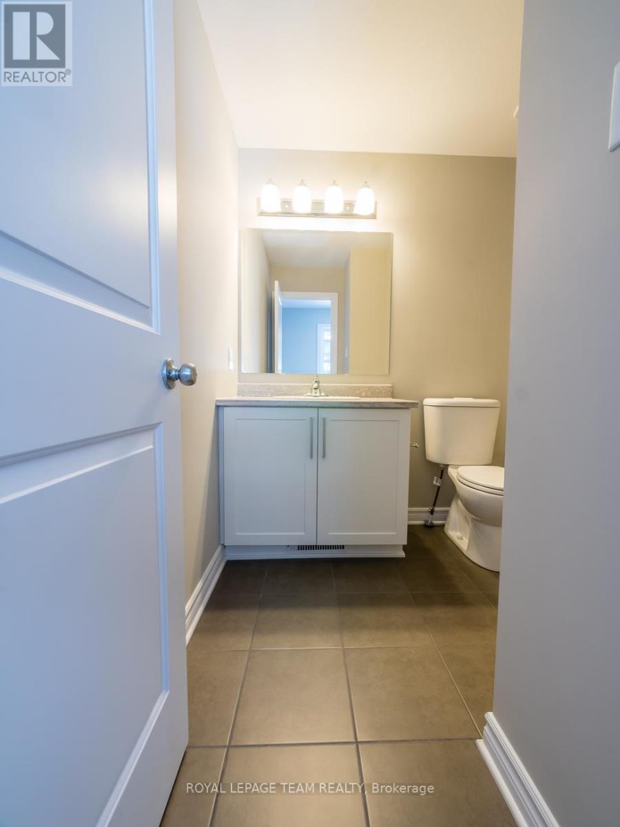 210 Halyard Way, Ottawa, Ontario  K2T 0L1 - Photo 19 - X12643384