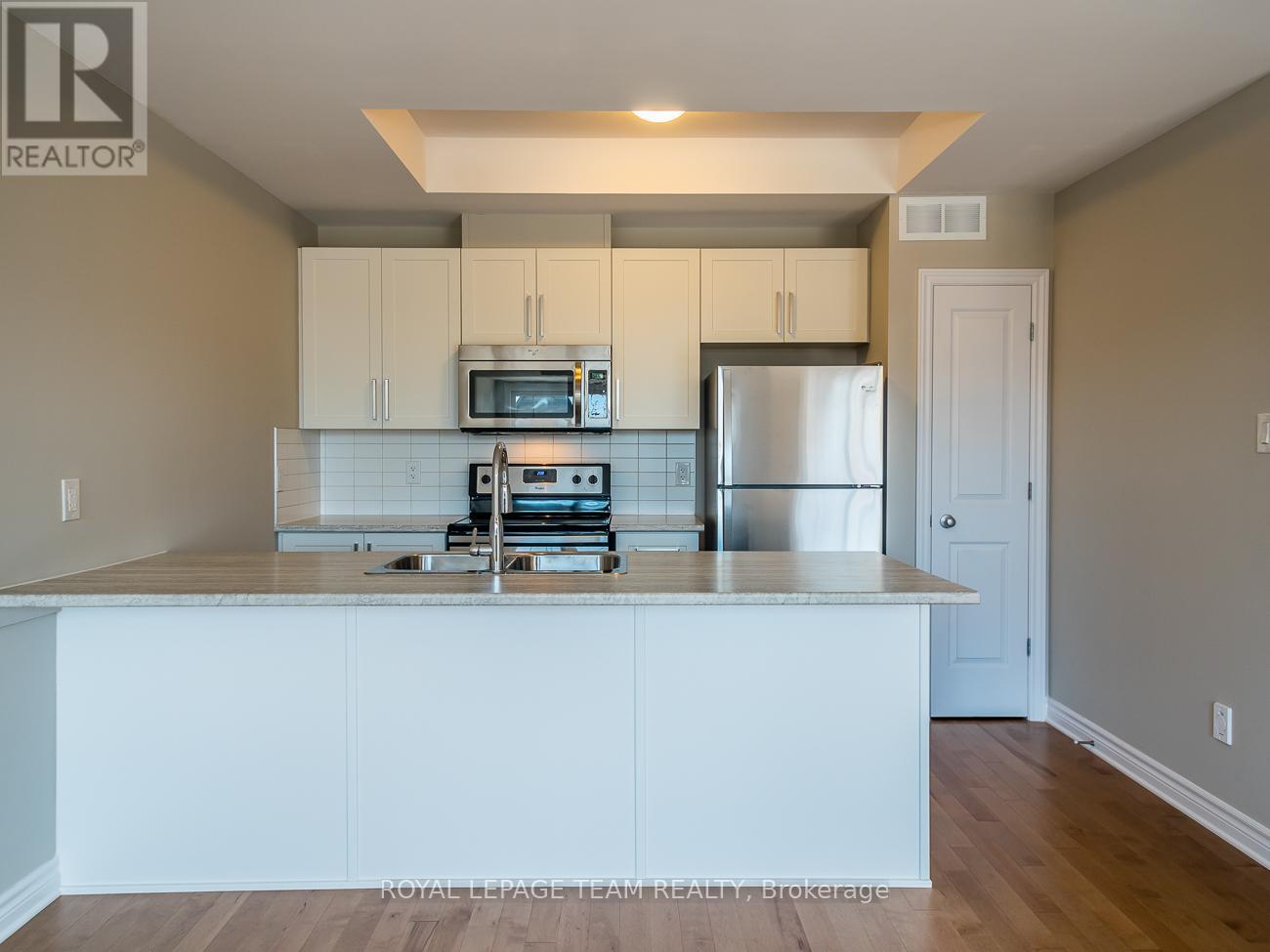 210 Halyard Way, Ottawa, Ontario  K2T 0L1 - Photo 7 - X12643384