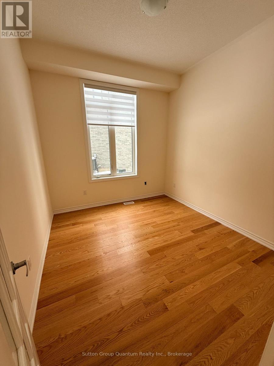 174 Rosanne Circle, Wasaga Beach, Ontario  L9Z 1J7 - Photo 18 - S12643450