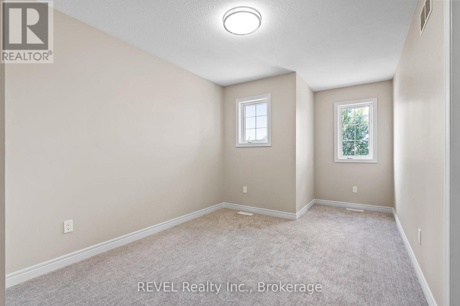 124 Roselawn Crescent, Welland, Ontario  L3C 0B7 - Photo 18 - X12643468