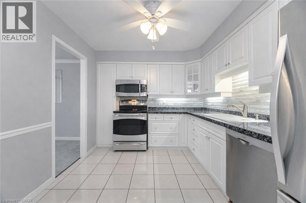 166 Mountain Park Avenue Unit# 201, Hamilton, Ontario  L8V 1A1 - Photo 10 - 40794617