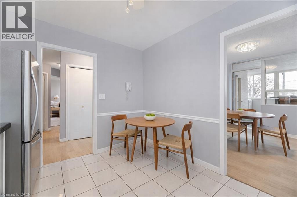 166 Mountain Park Avenue Unit# 201, Hamilton, Ontario  L8V 1A1 - Photo 13 - 40794617