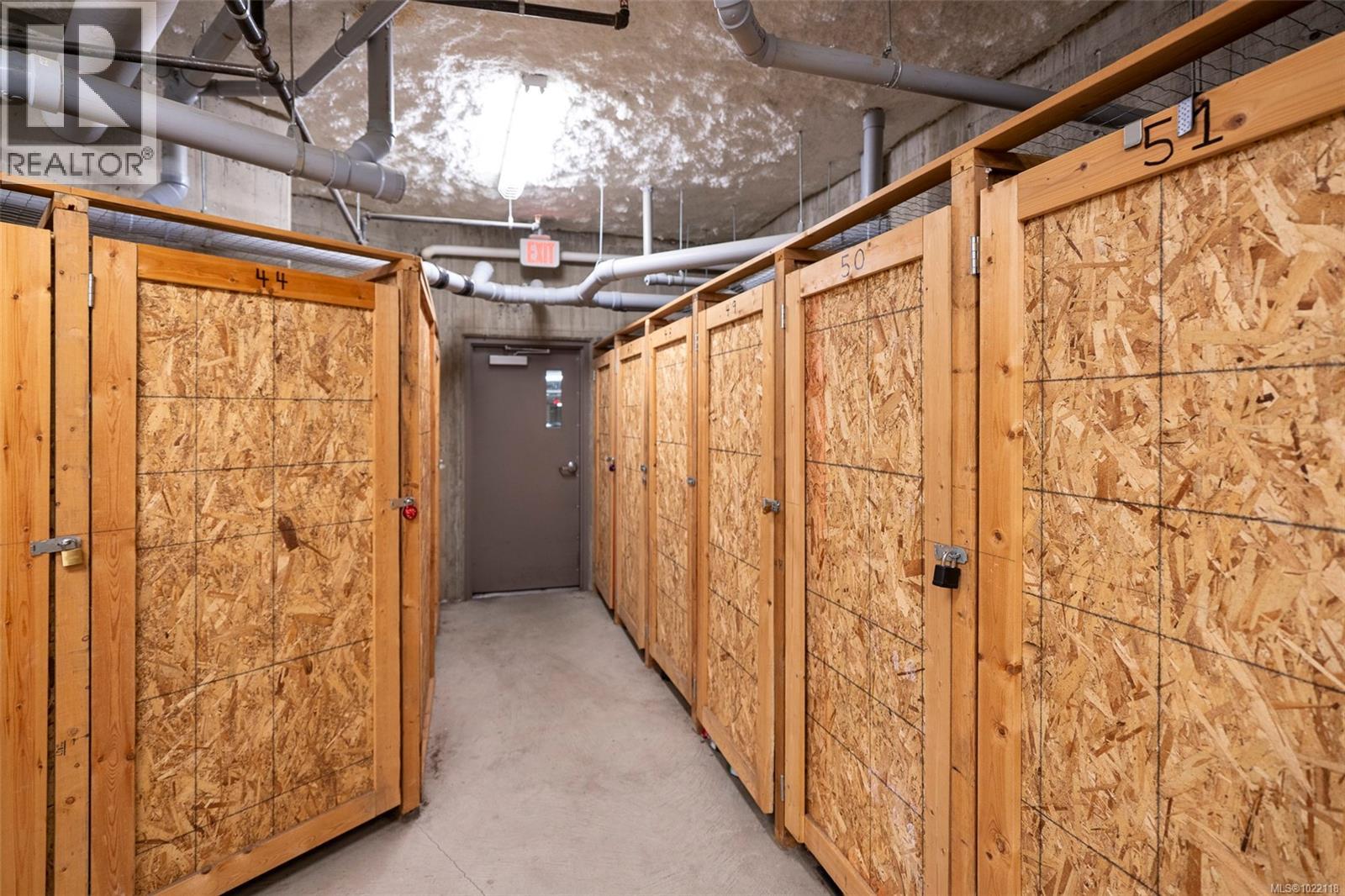 402 4030 Borden St, Saanich, British Columbia V8X 2E9 - Photo 19 - 1022118