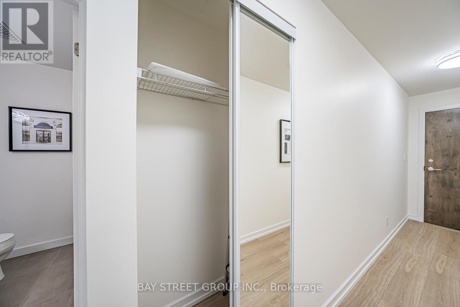 2704 - 33 Bay Street, Toronto, Ontario M5J 2Z3 - Photo 8 - C12643364