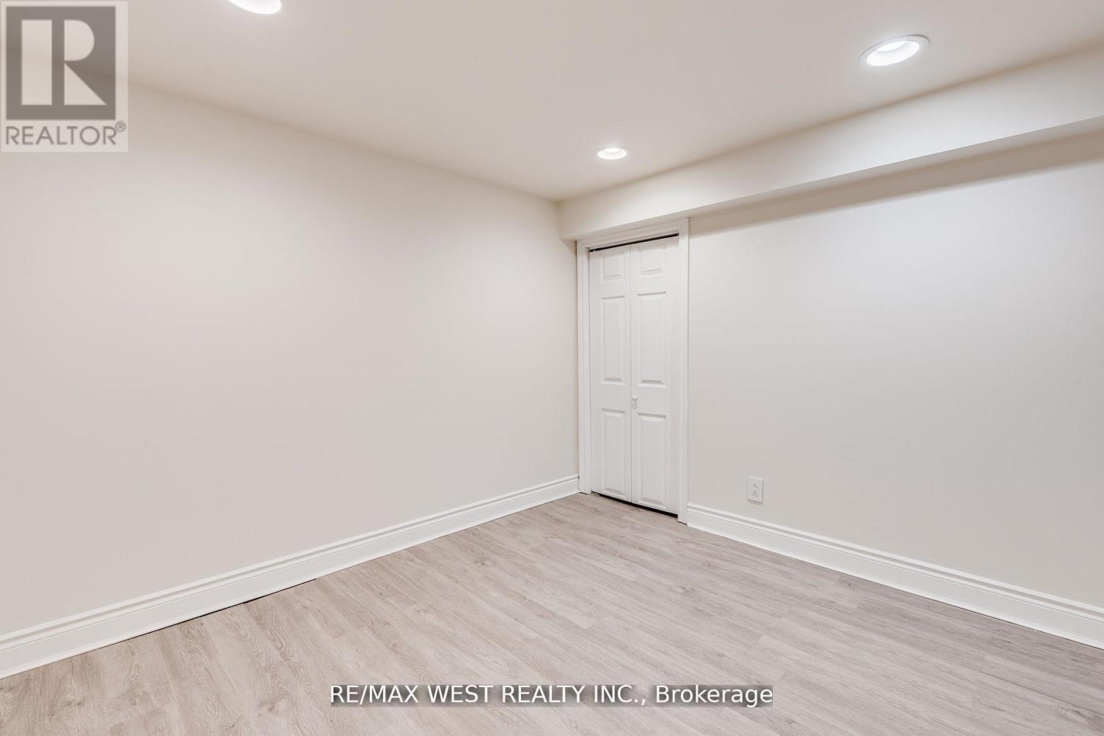 Lower - 606 Conacher Drive, Toronto, Ontario  M2M 3N1 - Photo 13 - C12643474