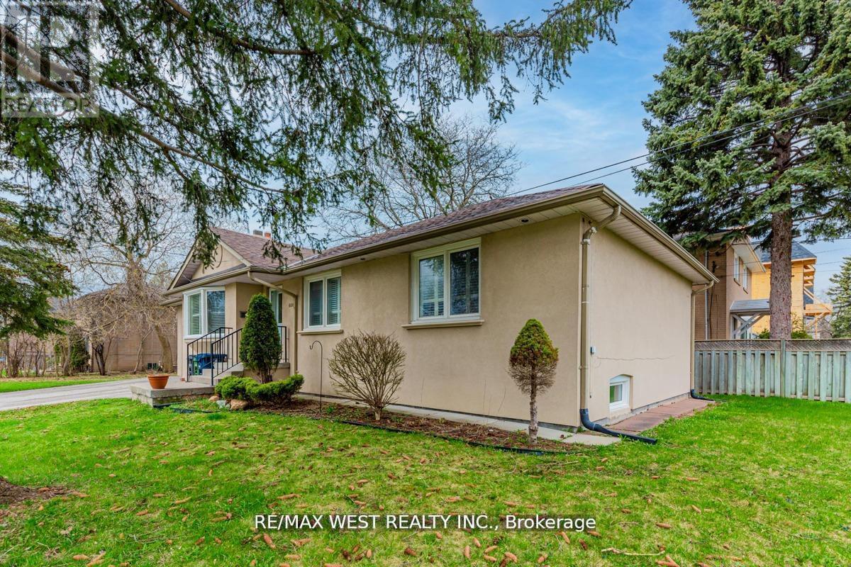 Lower - 606 Conacher Drive, Toronto, Ontario  M2M 3N1 - Photo 16 - C12643474