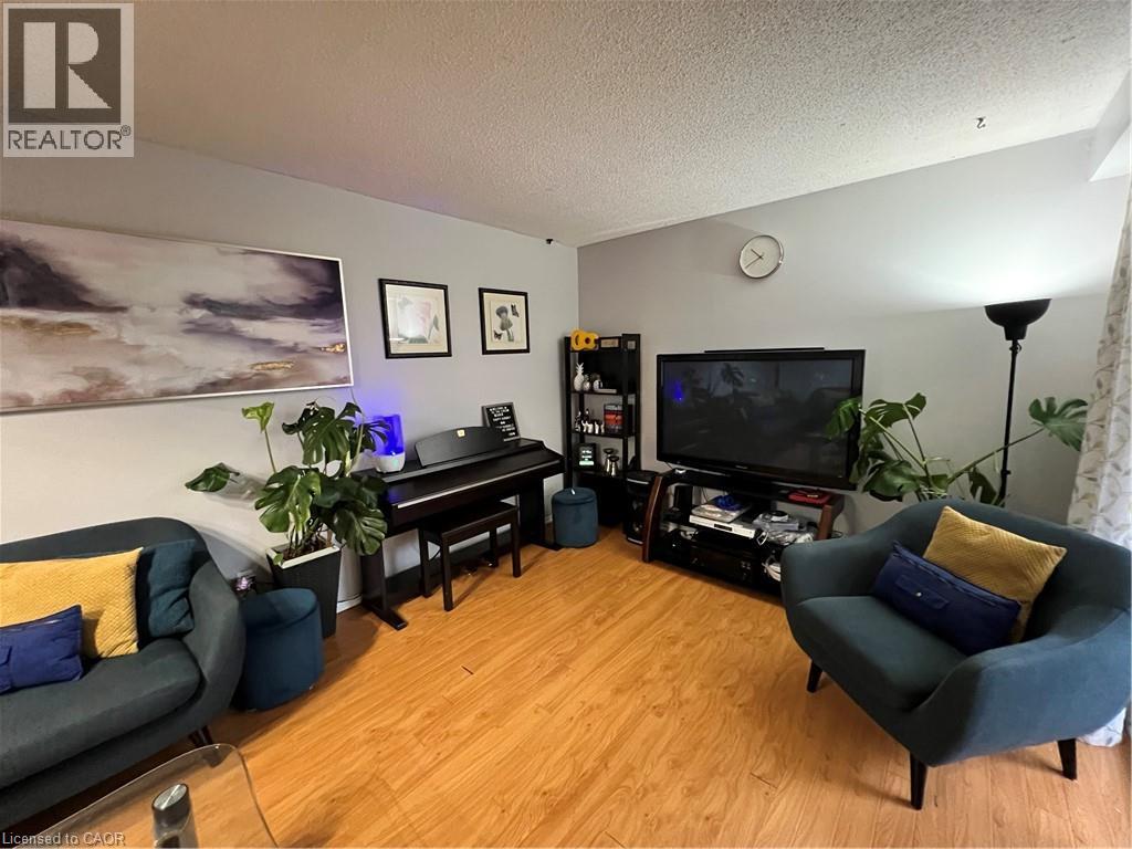 1300 Upper Ottawa Street Unit# #44, Hamilton, Ontario  L8W 1M8 - Photo 6 - 40794257