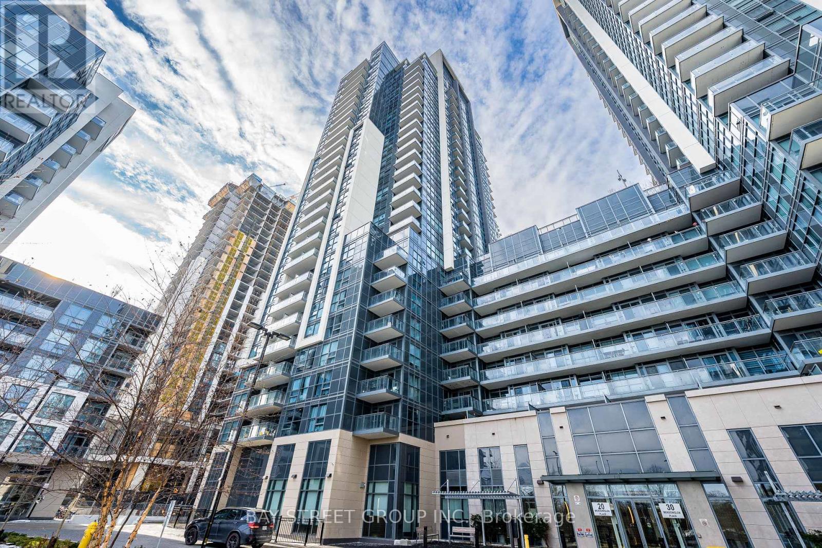 20 MEADOWGLEN PLACE, Toronto, Ontario