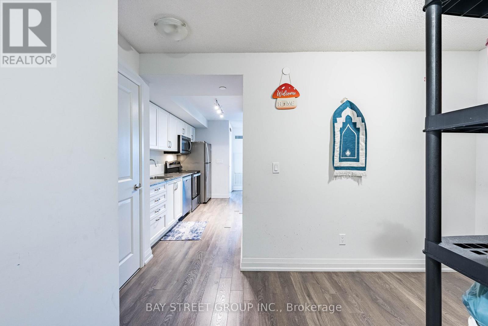 20 Meadowglen Place, Toronto, Ontario  M1G 0A9 - Photo 10 - E12643448