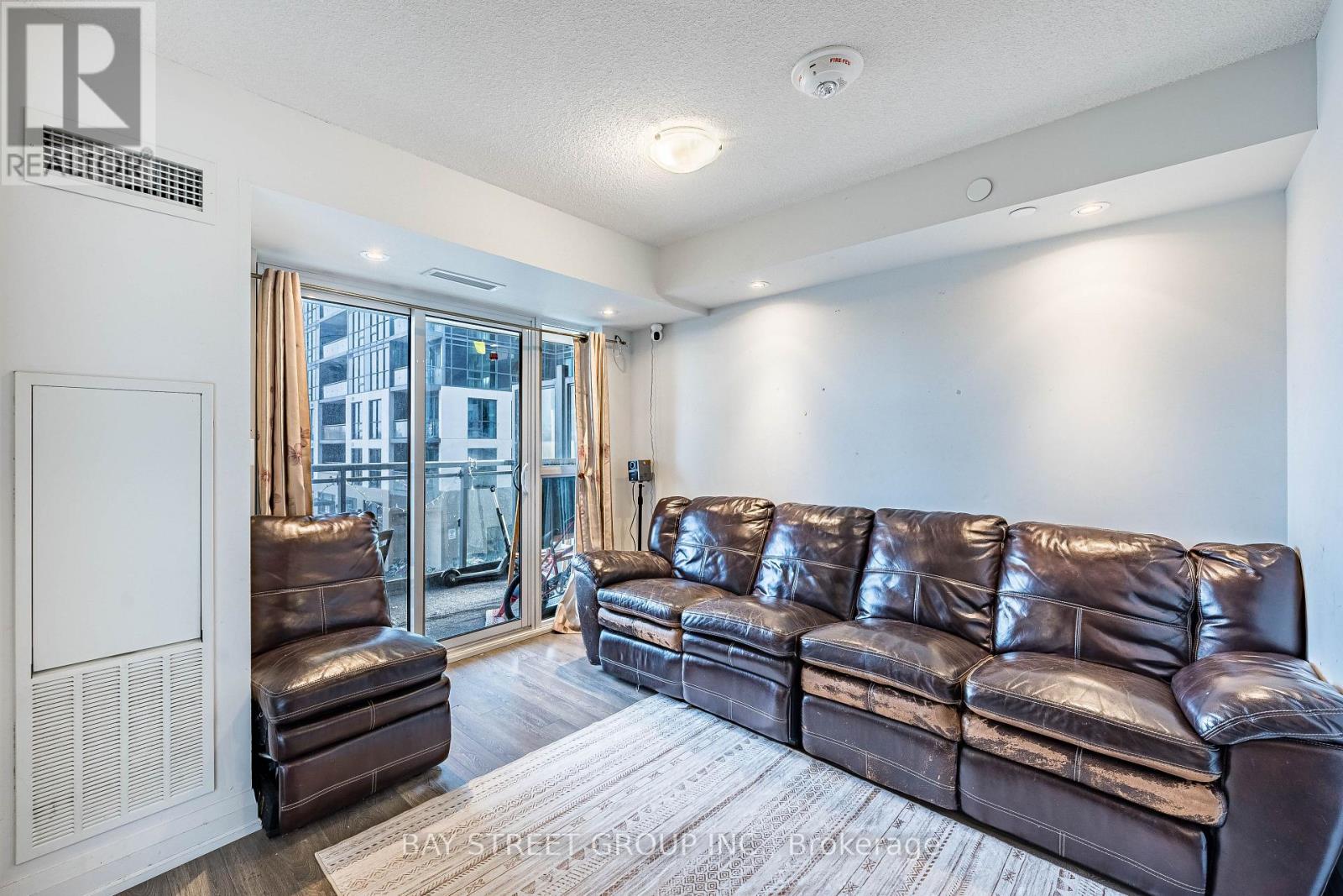 20 Meadowglen Place, Toronto, Ontario  M1G 0A9 - Photo 16 - E12643448