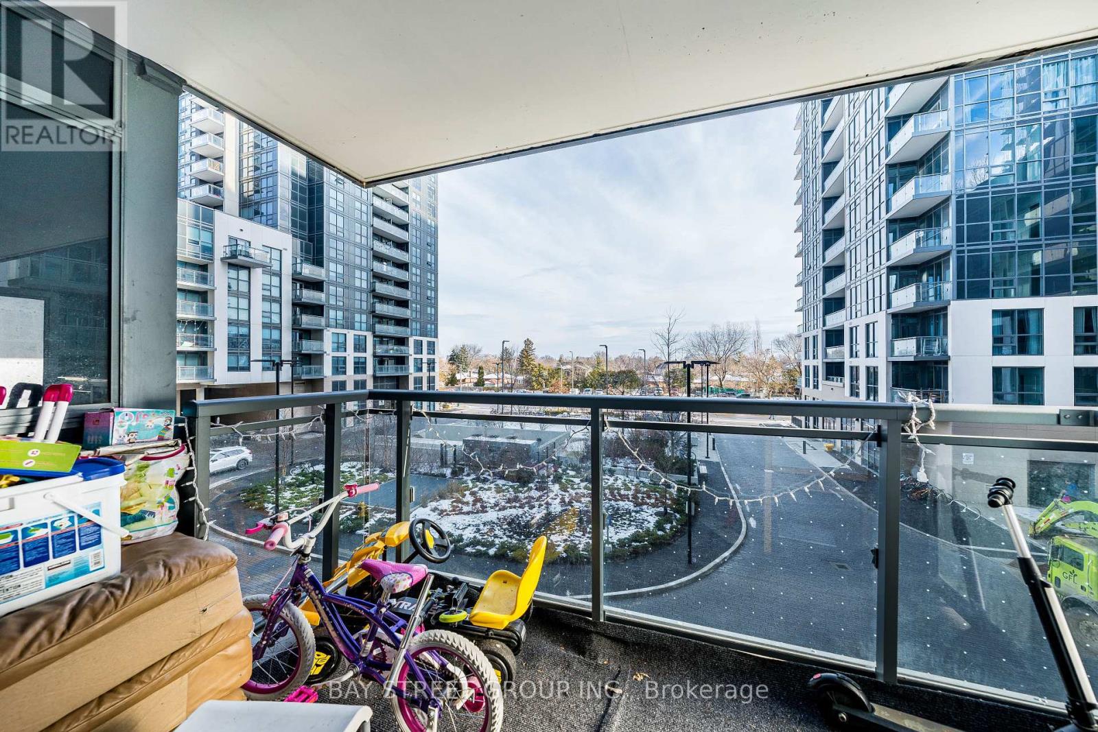 20 Meadowglen Place, Toronto, Ontario  M1G 0A9 - Photo 27 - E12643448