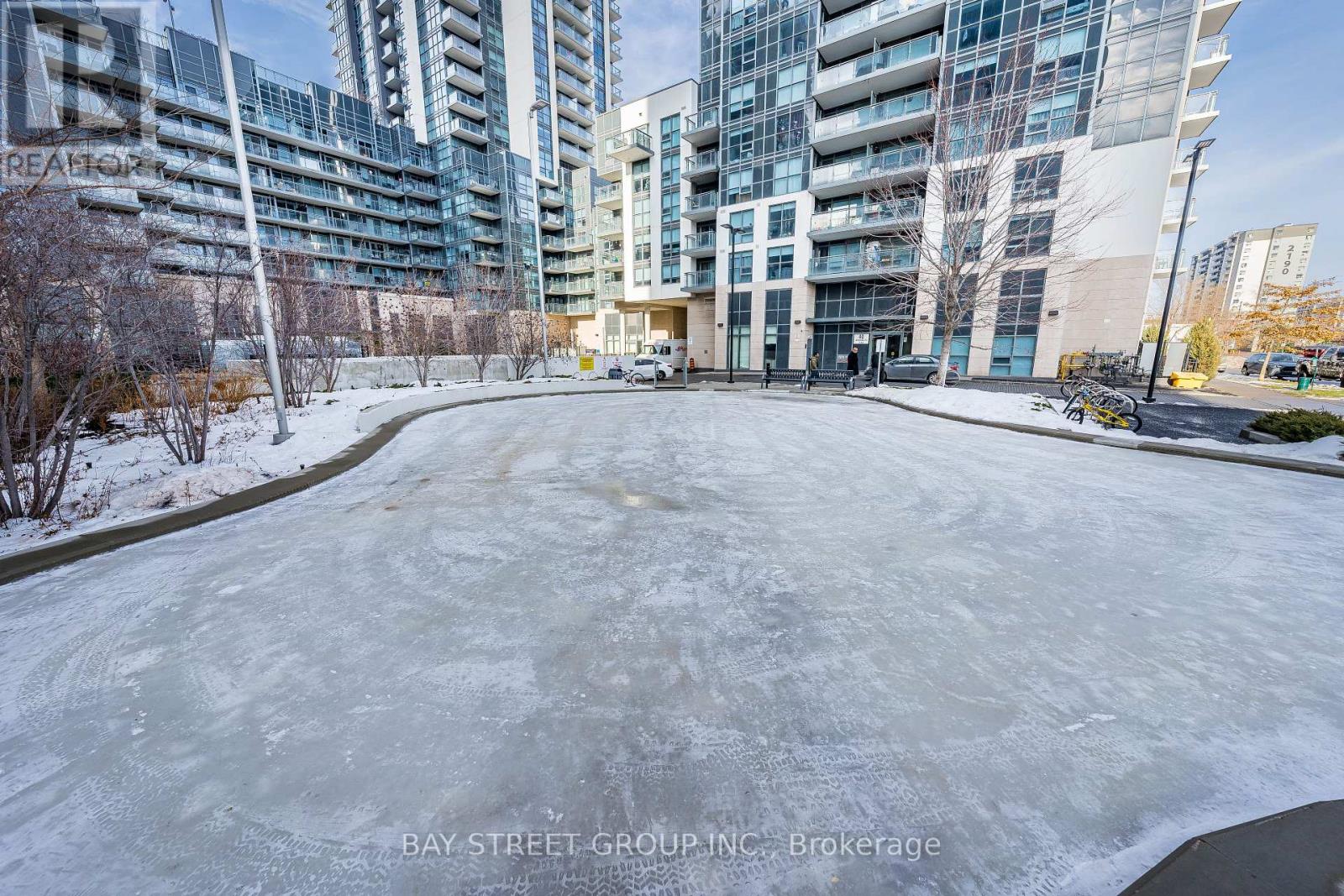 20 Meadowglen Place, Toronto, Ontario  M1G 0A9 - Photo 34 - E12643448