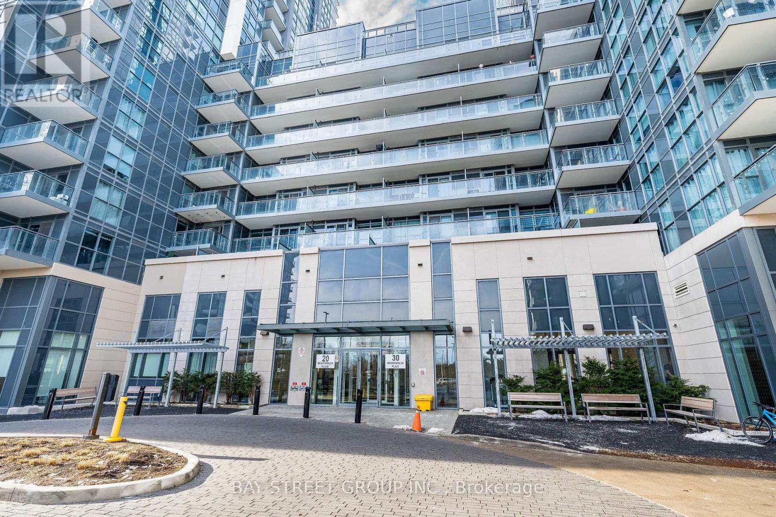 20 Meadowglen Place, Toronto, Ontario  M1G 0A9 - Photo 6 - E12643448