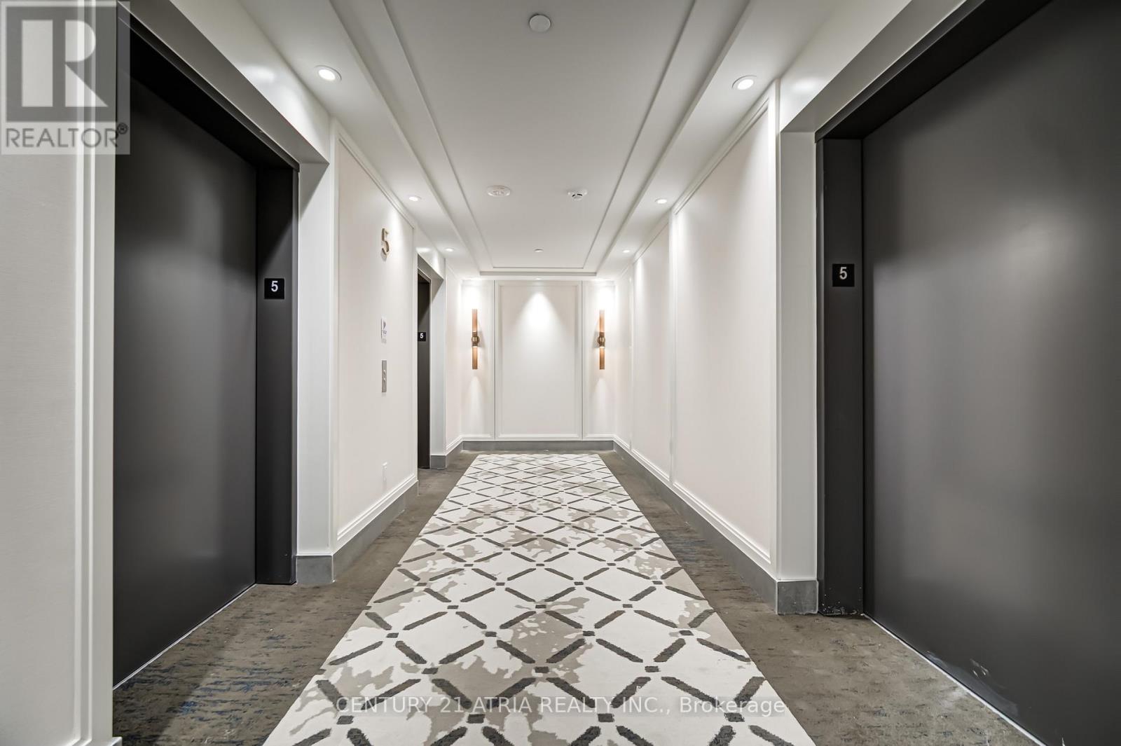 504 - 259 The Kingsway, Toronto, Ontario  M9A 0G2 - Photo 2 - W12486762