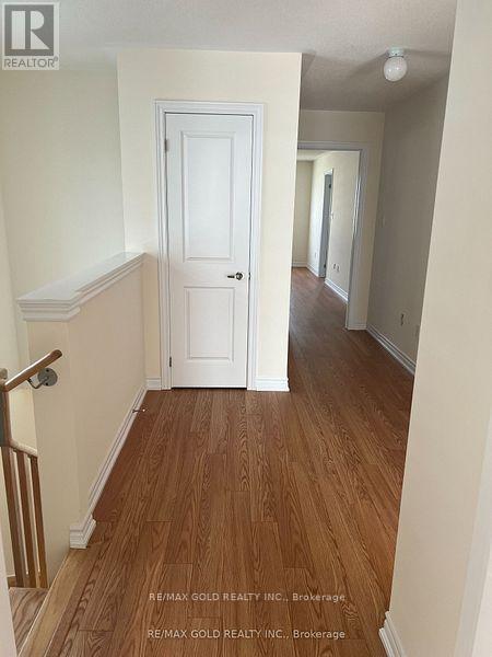 6 Hylton Drive, Barrie, Ontario  L9S 2Z8 - Photo 5 - S12643498