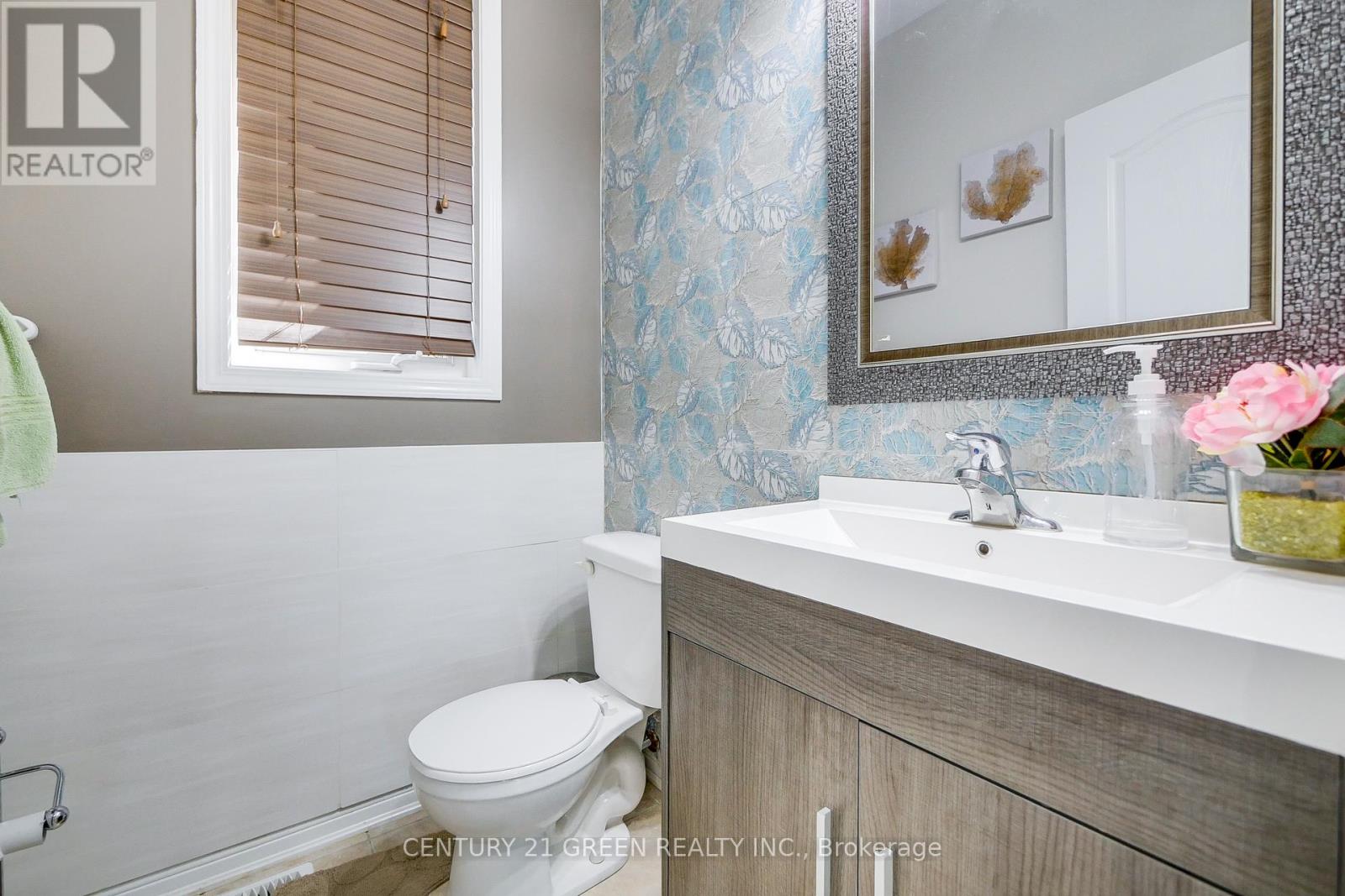 330 Schreyer Crescent, Milton, Ontario  L9T 7T1 - Photo 9 - W12519238